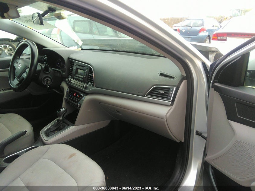 VIN 5NPD74LF7HH210842 2017 HYUNDAI ELANTRA SE