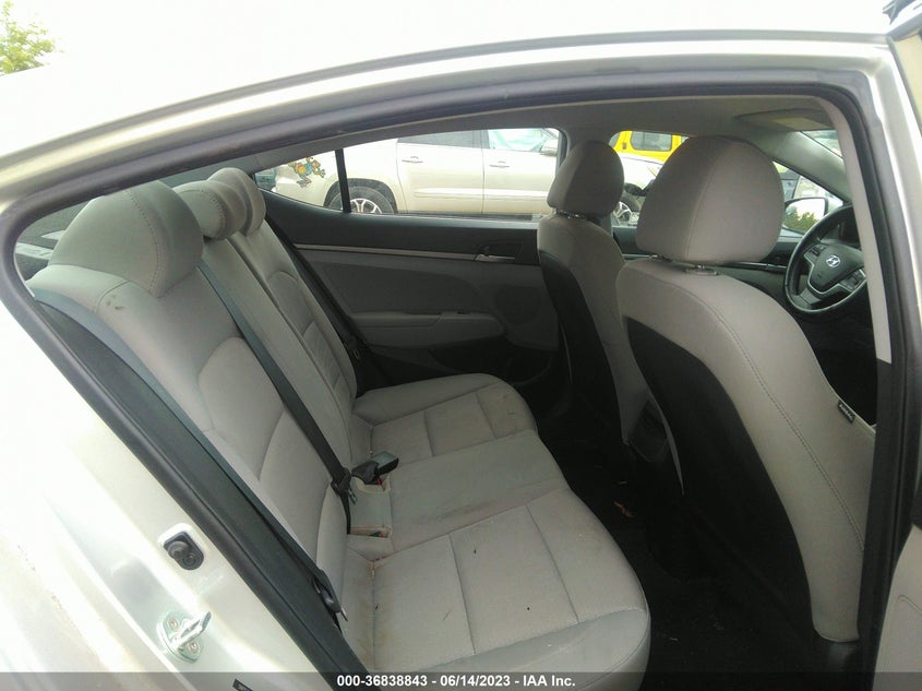VIN 5NPD74LF7HH210842 2017 HYUNDAI ELANTRA SE