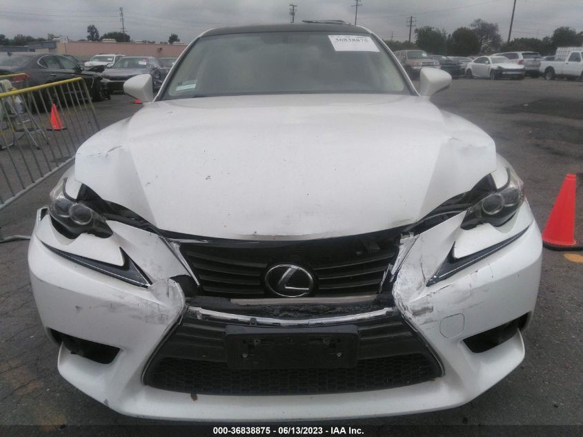 2016 LEXUS IS 200T JTHBA1D21G5025718
