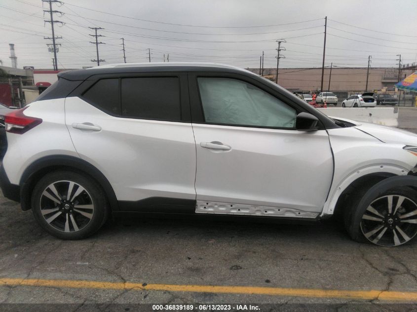 2018 NISSAN KICKS SV - 3N1CP5CU3JL516400