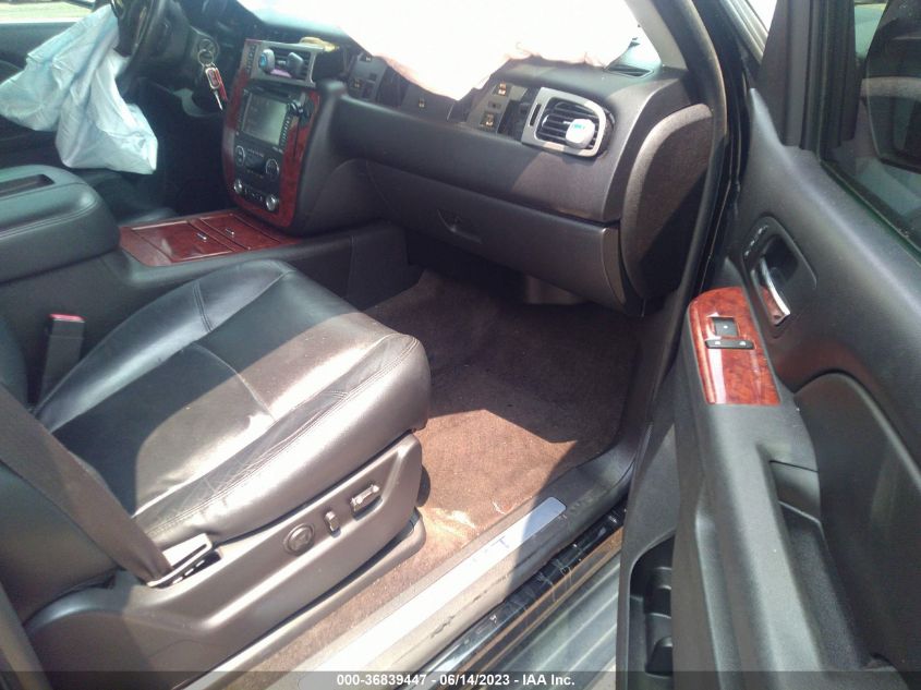 2014 CHEVROLET SUBURBAN 1500 LTZ 1GNSCKE06ER221830