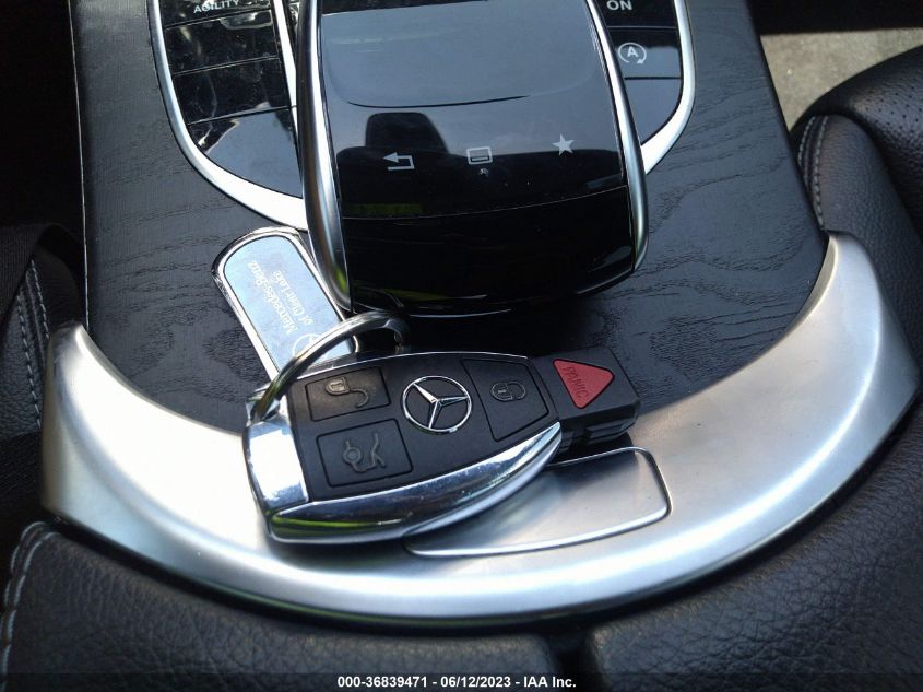 2015 MERCEDES-BENZ C-CLASS C 300 - 55SWF4KB4FU017732