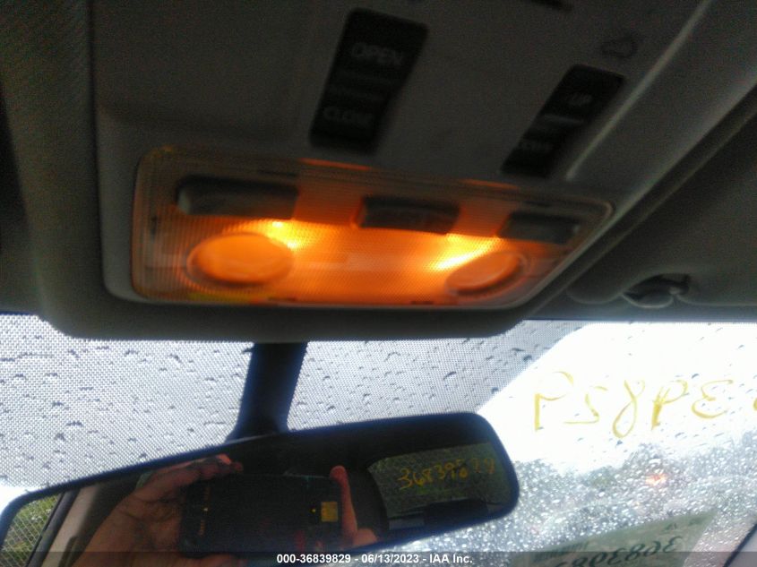 2013 TOYOTA RAV4 XLE - 2T3RFREV0DW073434