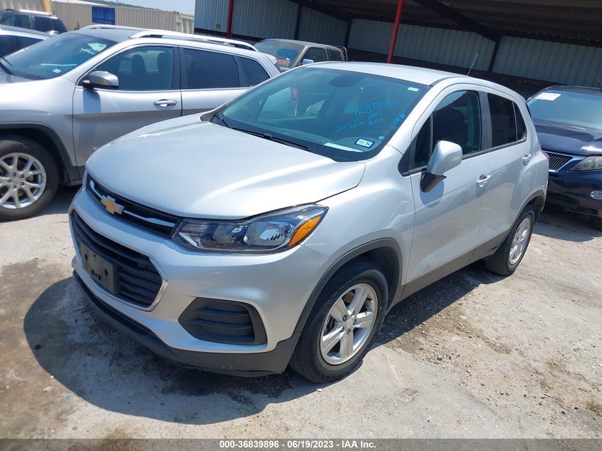 VIN 3GNCJKSB5LL195385 2020 CHEVROLET TRAX LS