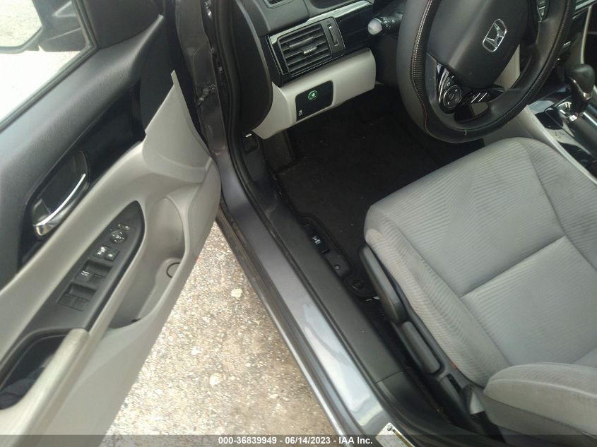 2017 HONDA ACCORD SEDAN LX - 1HGCR2F33HA039043