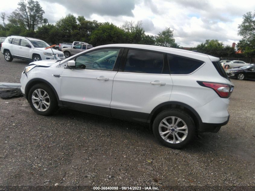 2017 FORD ESCAPE SE - 1FMCU9GD7HUD23508