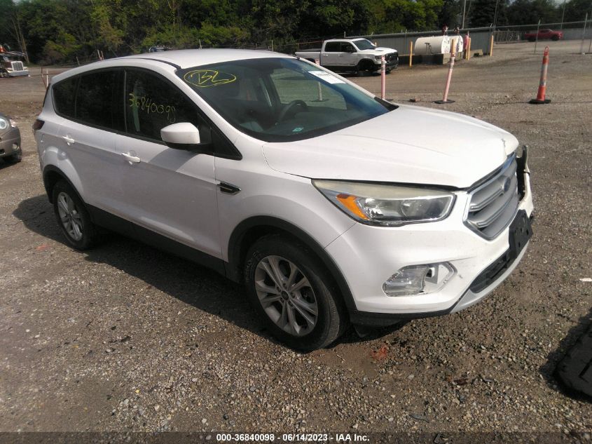 2017 FORD ESCAPE SE - 1FMCU9GD7HUD23508