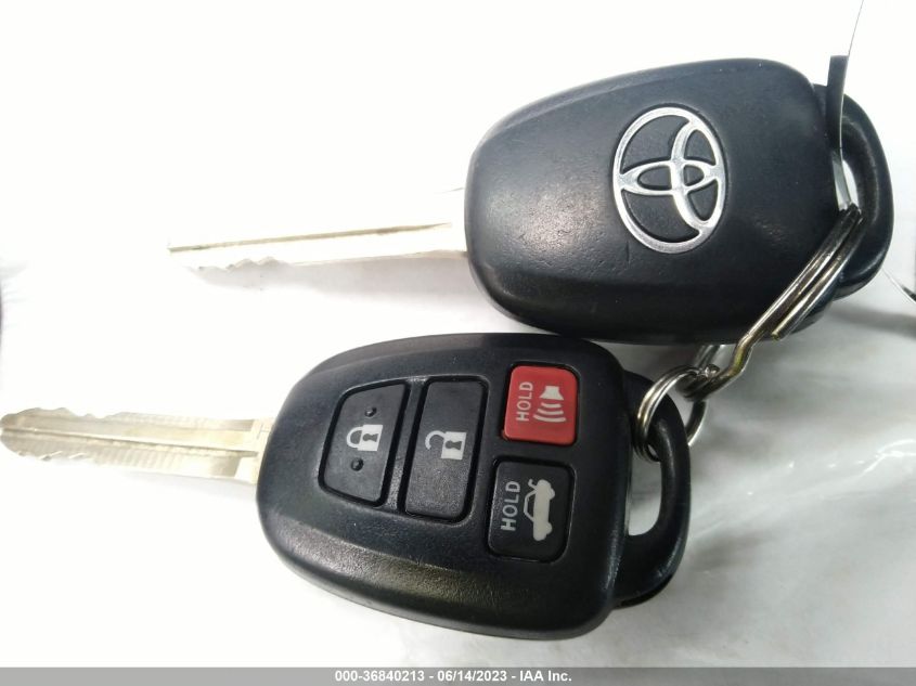 2018 TOYOTA COROLLA L/LE/XLE/SE/XSE - 5YFBURHE6JP756103