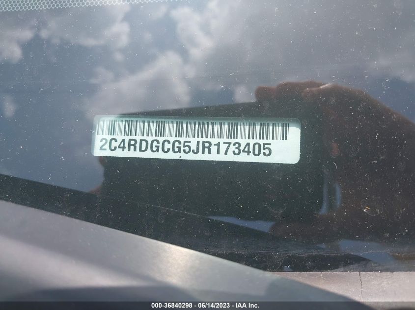 2018 DODGE GRAND CARAVAN SXT - 2C4RDGCG5JR173405