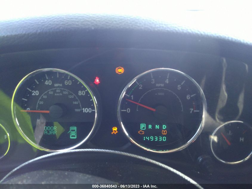 2013 JEEP WRANGLER UNLIMITED SAHARA - 1C4BJWEG4DL532449