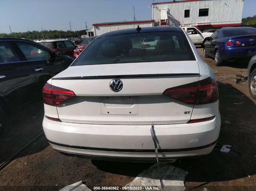 2018 VOLKSWAGEN PASSAT V6 GT - 1VWJM7A38JC051558