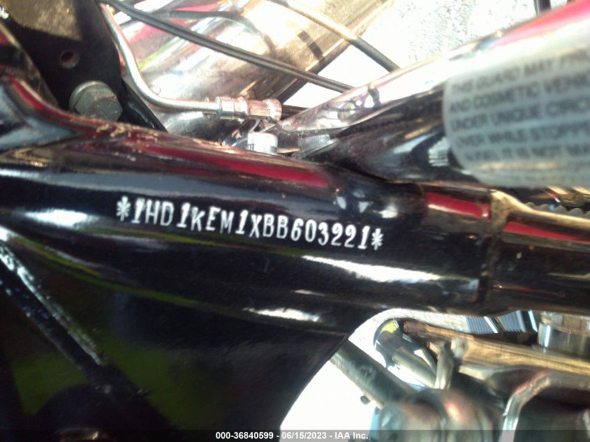2011 HARLEY-DAVIDSON FLHTK 1HD1KEM1XBB603221