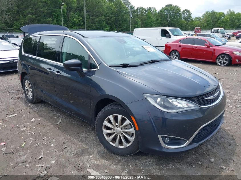 2019 CHRYSLER PACIFICA TOURING PLUS - 2C4RC1FG4KR702257