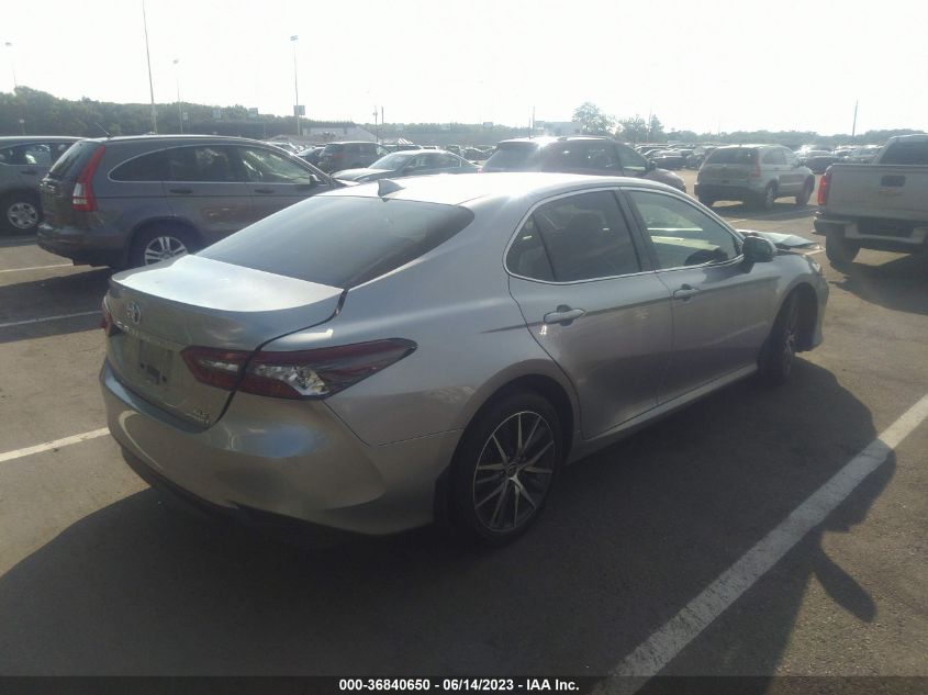 2022 TOYOTA CAMRY XLE - 4T1F31AK4NU577150