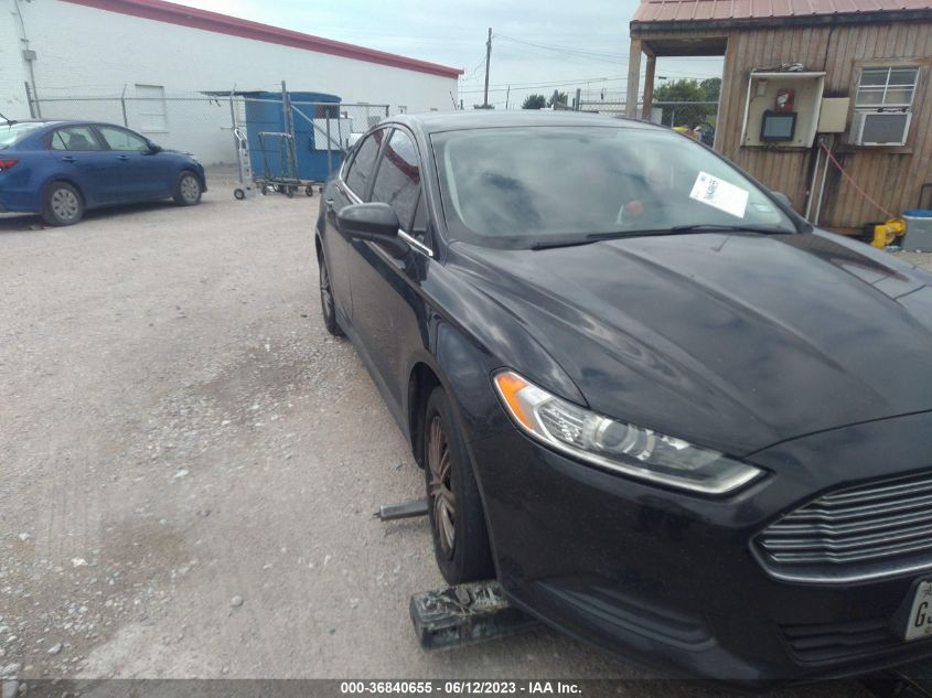 2014 FORD FUSION S - 3FA6P0G78ER135801