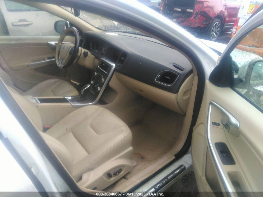 2015 VOLVO S60 T5 DRIVE-E - YV140MFJ8F1351745