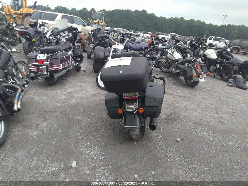 2019 HARLEY-DAVIDSON FLHCS 1HD1YBK27KB057602