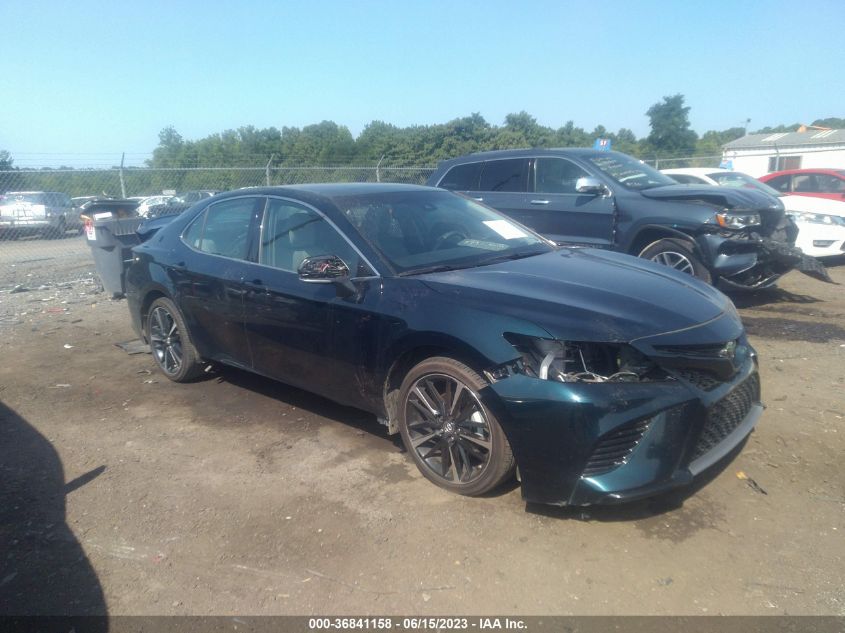2018 TOYOTA CAMRY XSE - 4T1B61HK2JU653566