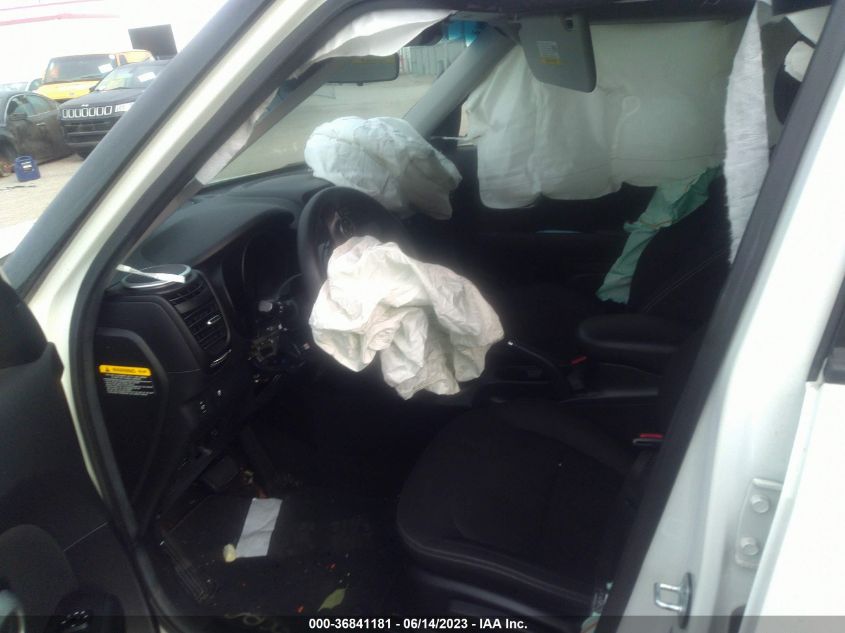 2016 KIA SOUL BASE - KNDJN2A27G7283922