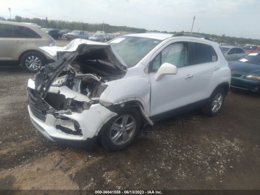 VIN KL7CJLSBXJB661578 2018 CHEVROLET TRAX LT