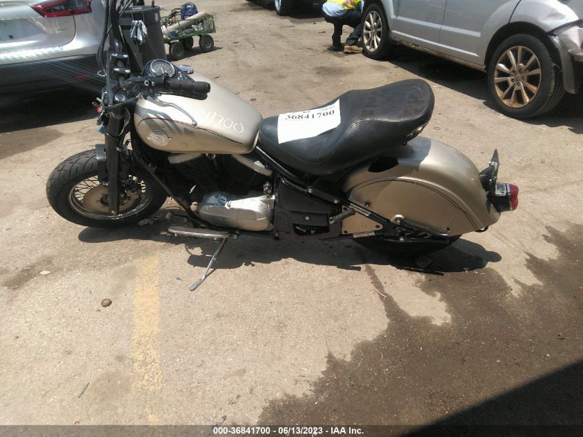 2000 KAWASAKI VN800 C JKBVNCC18YA007819