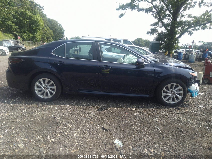 VIN 4T1R11BK1MU045077 2021 TOYOTA CAMRY LE