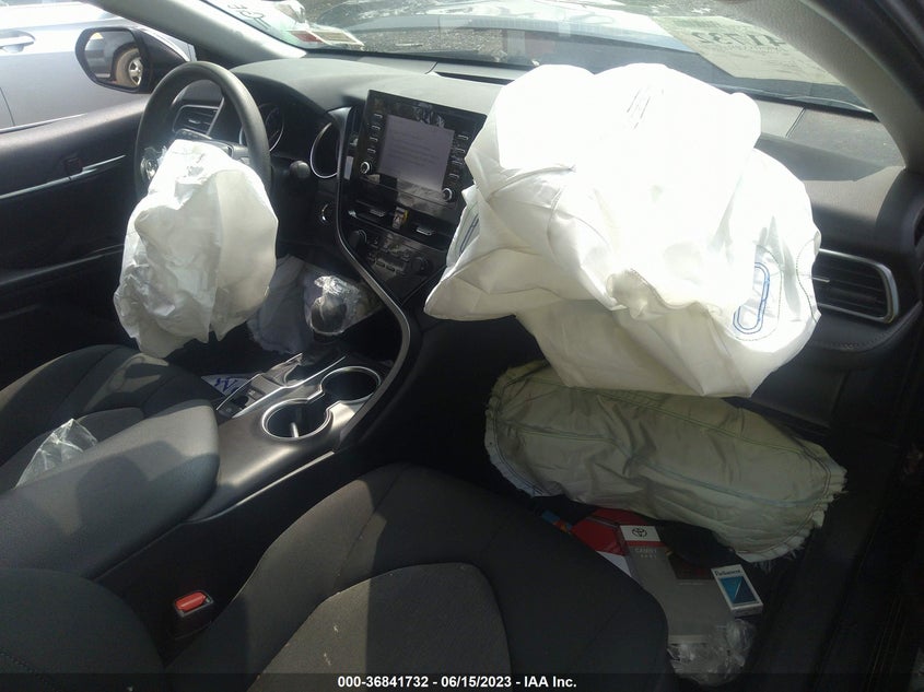 VIN 4T1R11BK1MU045077 2021 TOYOTA CAMRY LE