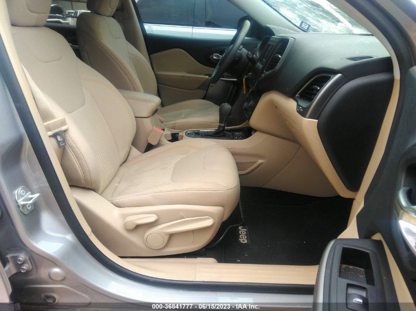 2019 JEEP CHEROKEE LATITUDE - 1C4PJLCB5KD203861