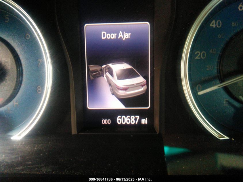 2016 TOYOTA CAMRY XLE/SE/LE/XSE - 4T4BF1FK3GR574909