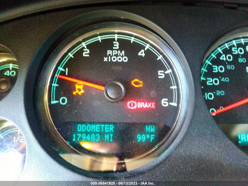 2013 CHEVROLET TAHOE LTZ - 1GNSKCE07DR331129