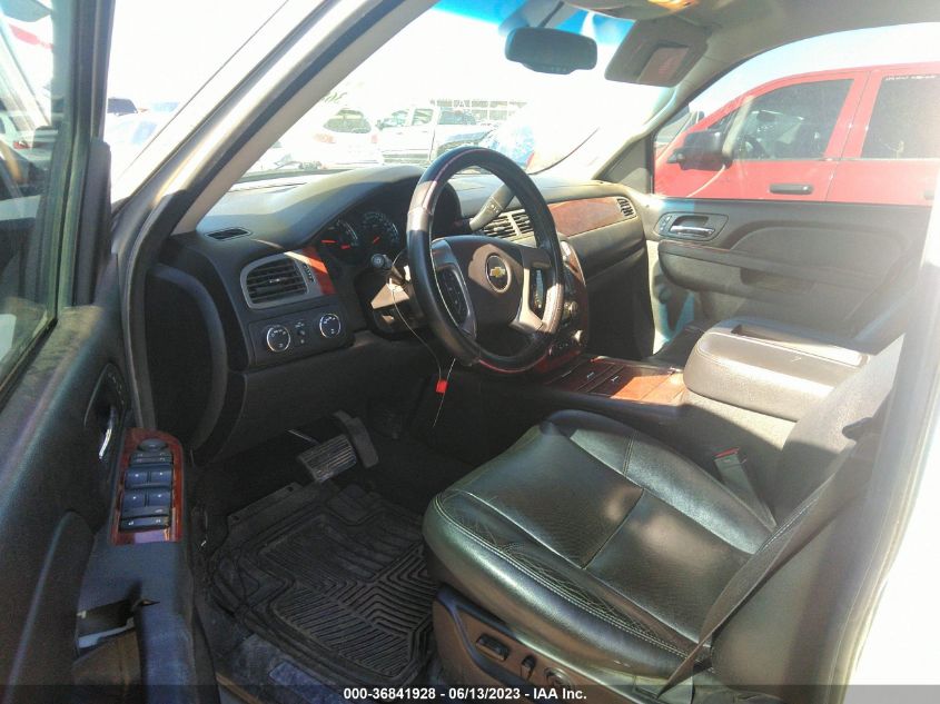 2013 CHEVROLET TAHOE LTZ - 1GNSKCE07DR331129