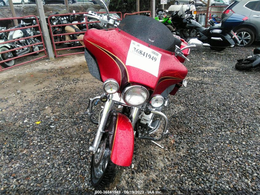 2005 HARLEY-DAVIDSON FLHTCSE2 - 1HD1PKE145Y953749