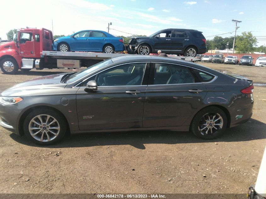 2018 FORD FUSION ENERGI SE - 3FA6P0PU6JR123582