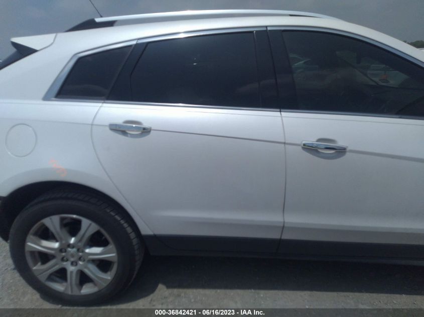 2014 CADILLAC SRX PERFORMANCE COLLECTION - 3GYFNCE33ES547354