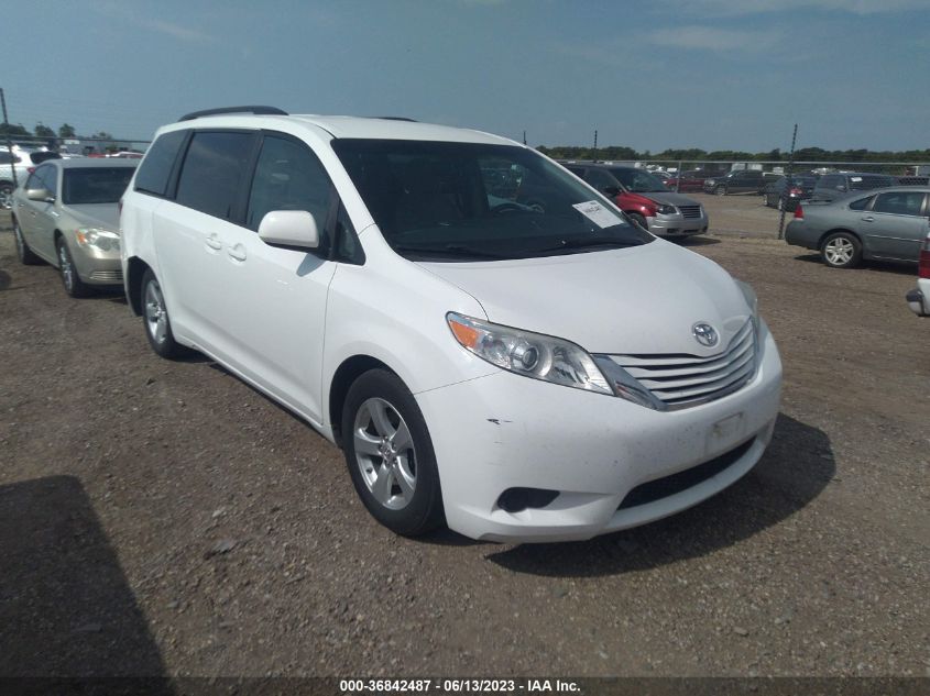 2017 TOYOTA SIENNA LE - 5TDKZ3DC4HS824838