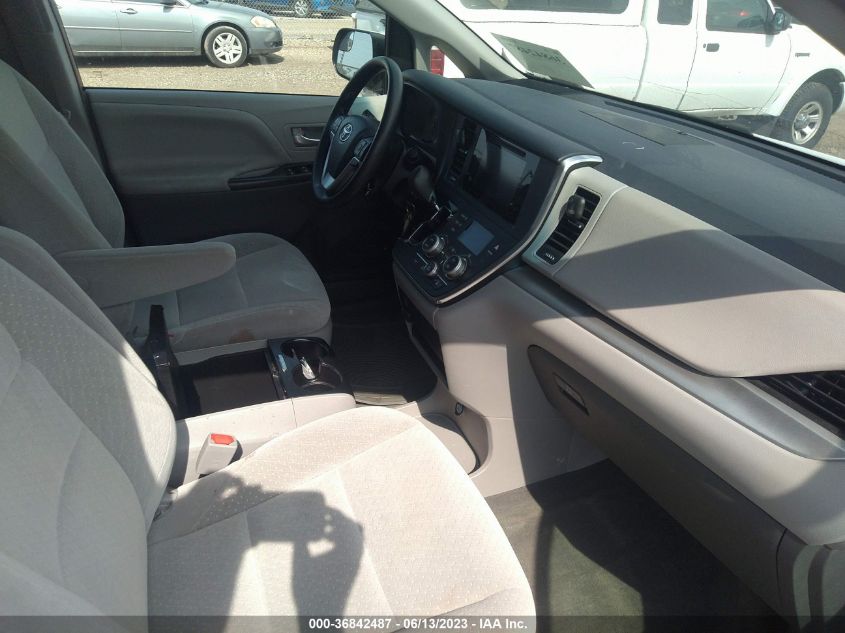 2017 TOYOTA SIENNA LE - 5TDKZ3DC4HS824838