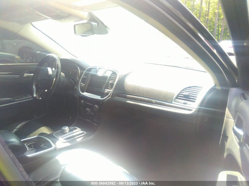 2015 CHRYSLER 300 LIMITED - 2C3CCAAG5FH882149