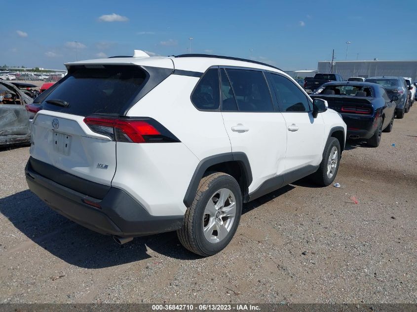 2020 TOYOTA RAV4 XLE - 2T3W1RFV5LW096822