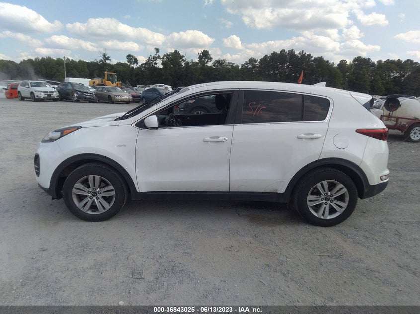 VIN KNDPMCAC6H7117050 2017 KIA SPORTAGE LX
