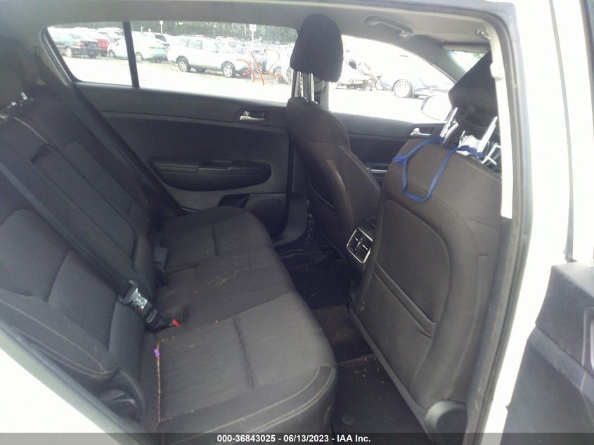VIN KNDPMCAC6H7117050 2017 KIA SPORTAGE LX