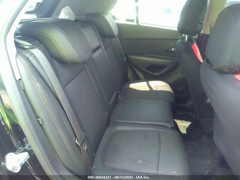 VIN KL7CJLSB9KB947438 2019 CHEVROLET TRAX LT