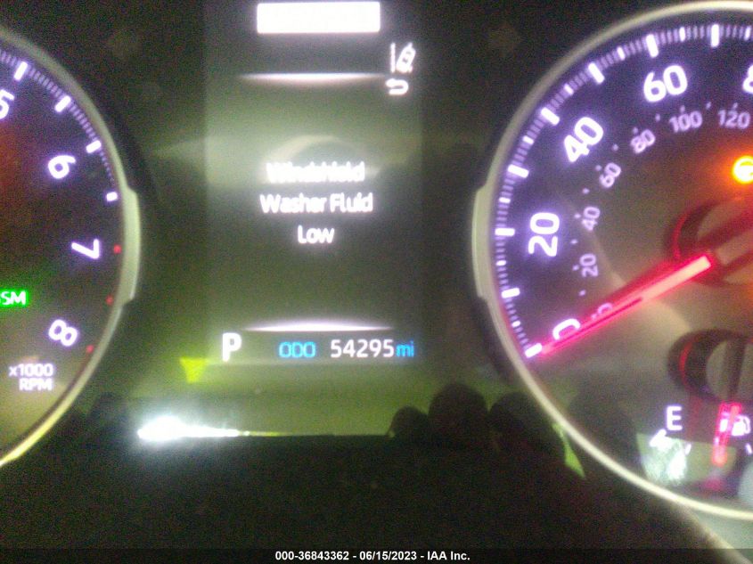 2019 TOYOTA RAV4 XLE - JTMP1RFV8KJ001820