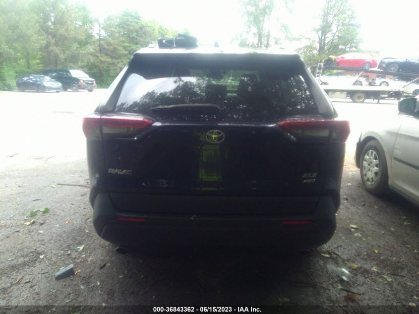 2019 TOYOTA RAV4 XLE - JTMP1RFV8KJ001820