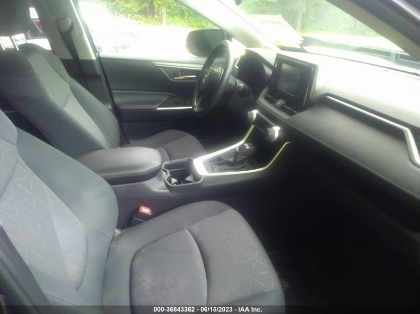 2019 TOYOTA RAV4 XLE - JTMP1RFV8KJ001820