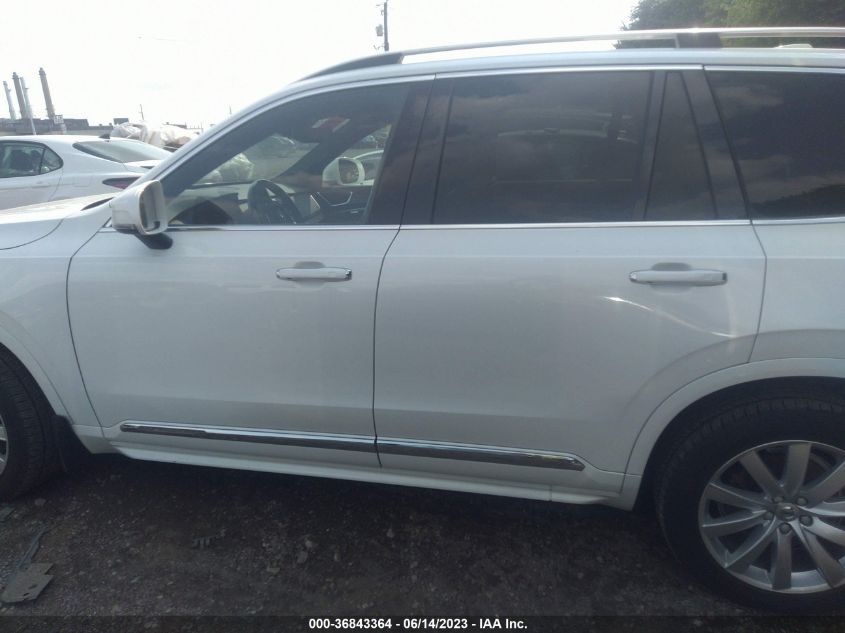2016 VOLVO XC90 T6 MOMENTUM - YV4A22PK5G1039069
