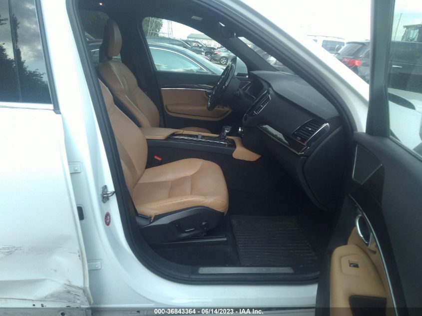 2016 VOLVO XC90 T6 MOMENTUM - YV4A22PK5G1039069