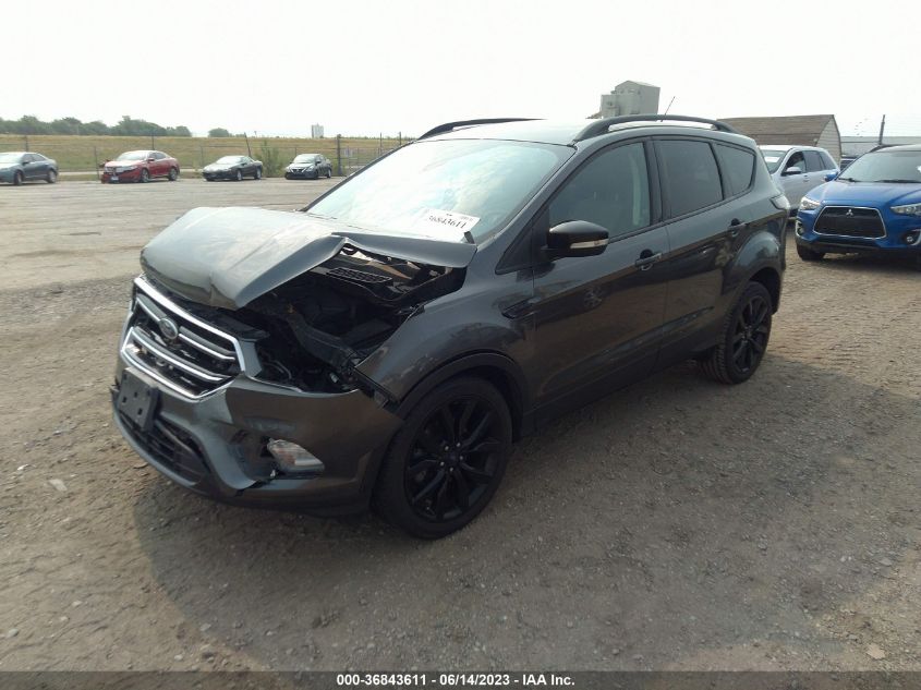 2017 FORD ESCAPE TITANIUM - 1FMCU0JD5HUA27679