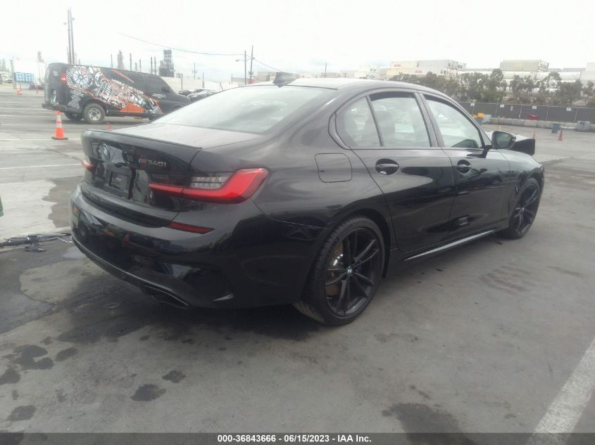 3MW5U7J08M8B54319 BMW 3 Series M340I 4