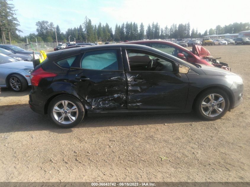 2014 FORD FOCUS SE - 1FADP3K24EL330619