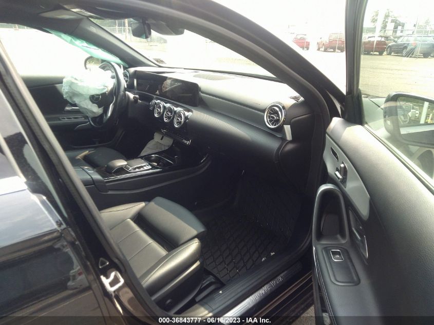 2019 MERCEDES-BENZ A-CLASS A 220 - WDD3G4FB1KW023706